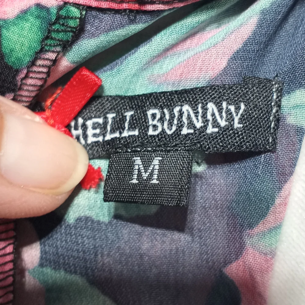 Hell Bunny Eden Rose Floral Ruffled Dress Size Medium Rose Floral Print - Picture 7 of 13